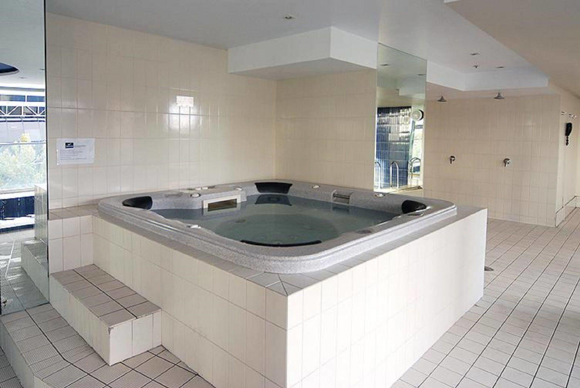 La Loft Apartments North Terrace Аделейд Екстериор снимка